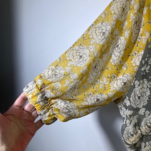 Womens Cabi Amelia‎ Gather V Neck Hi Lo Floral Top Tie Back S - Picture 5 of 10